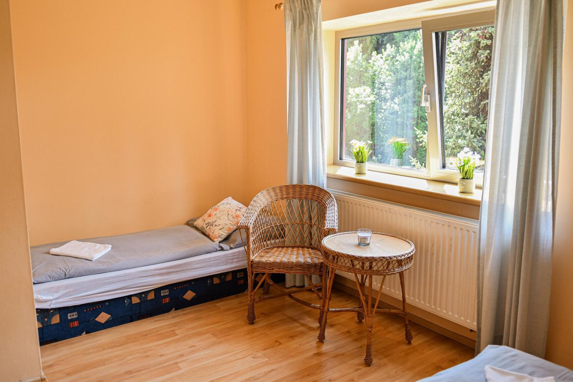 Apartmany Ados ฮาร์ราคอฟ ภายนอก รูปภาพ